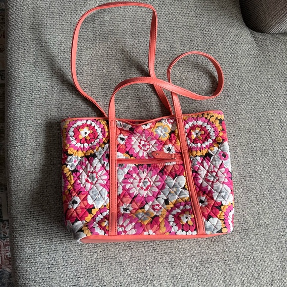 Vera Bradley Pink Floral Coral Quilted Tote Bag Purse Shoulder Bag - Picture 4 of 9